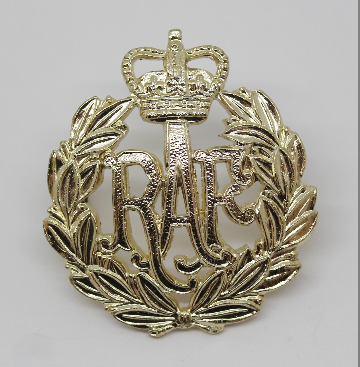 Royal Air Force (R.A.F.) Anodised (Staybrite) Cap Badge - Queen's Crown
