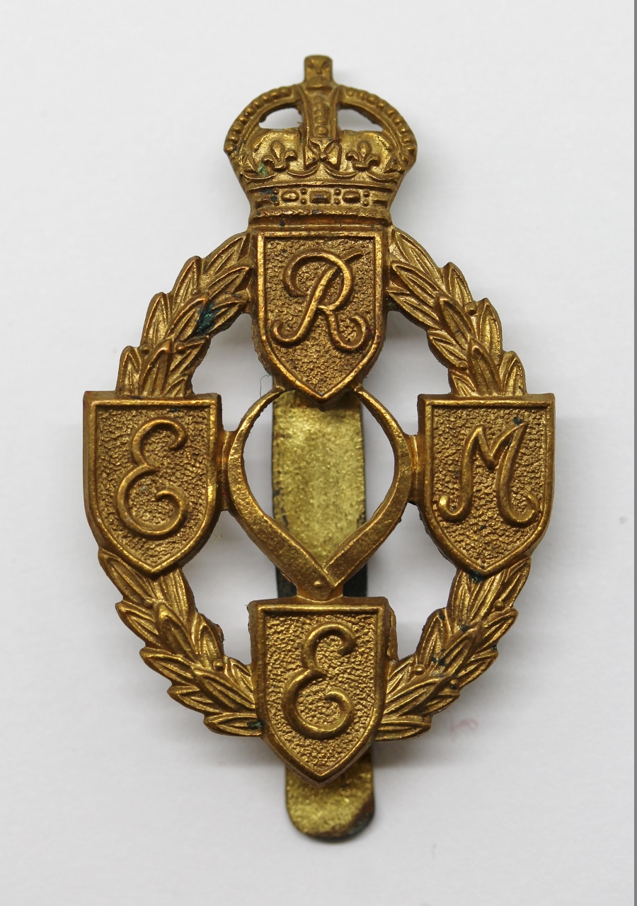 Royal Electrical & Mechanical Engineers (R.E.M.E.) Cap Badge - King's Crown (2nd Pattern)