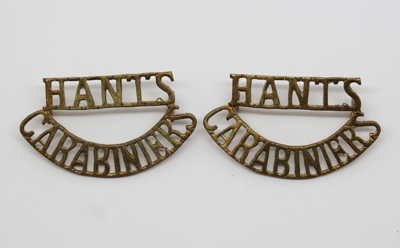 Pair of Hampshire Yeomanry (HANTS/CARABINIERS) Shoulder Titles