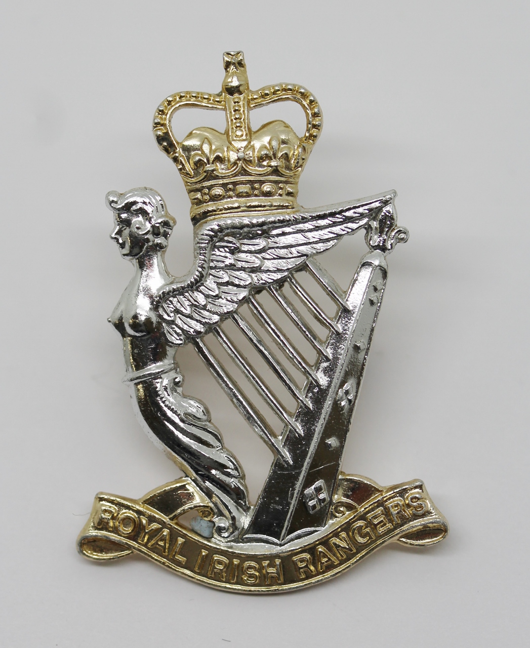 Royal Irish Rangers Anodised (Staybrite) Cap Badge