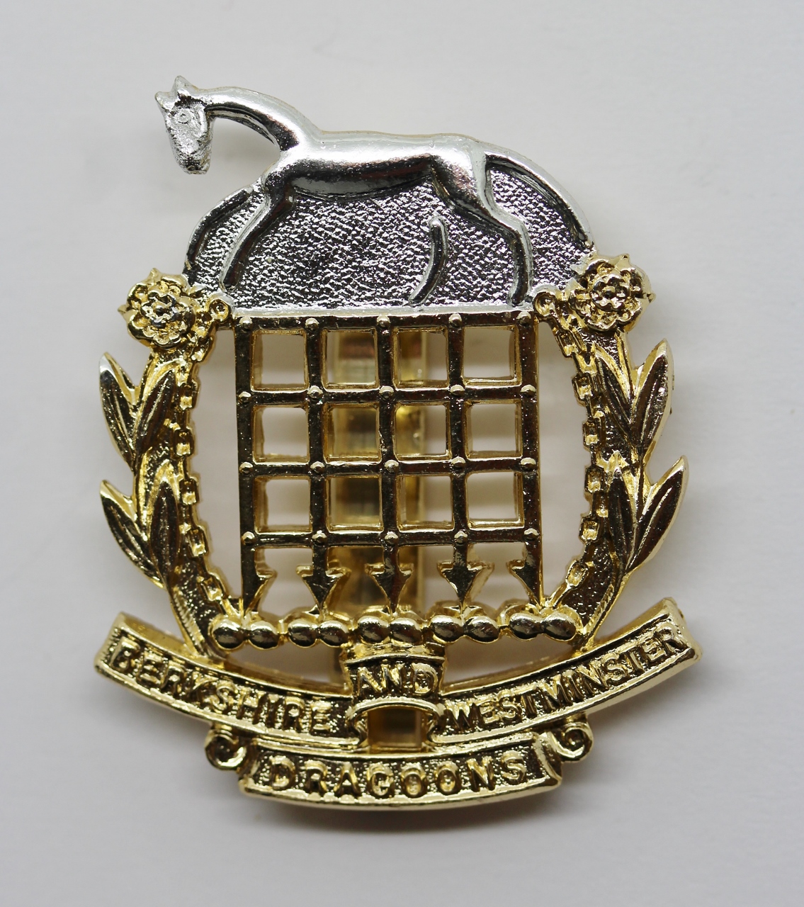 Berkshire & Westminster Dragoons Anodised (Staybrite) Cap Badge