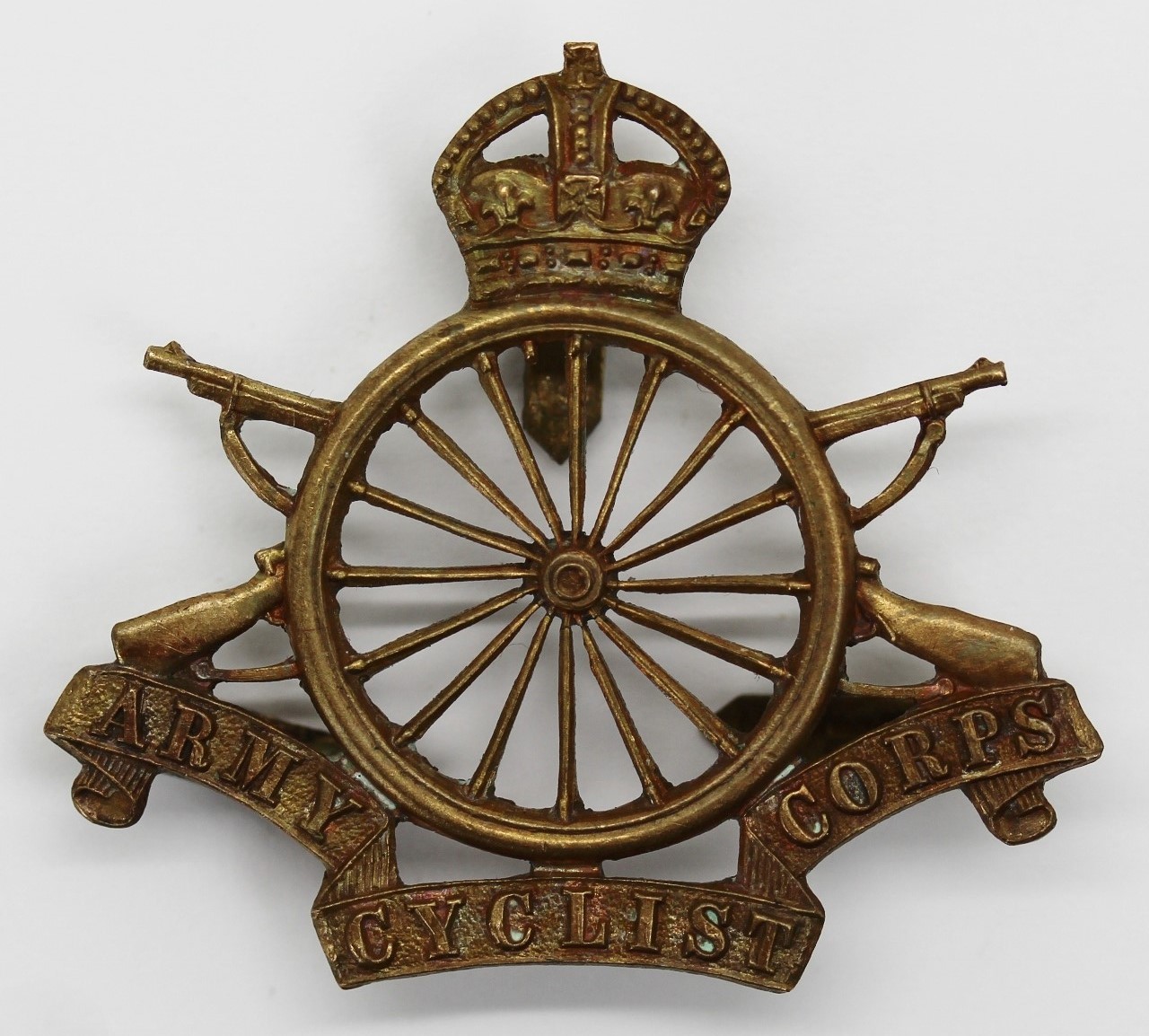 Army Cyclist Corps Officer's Cap Badge - King's Crown (16 spokes)