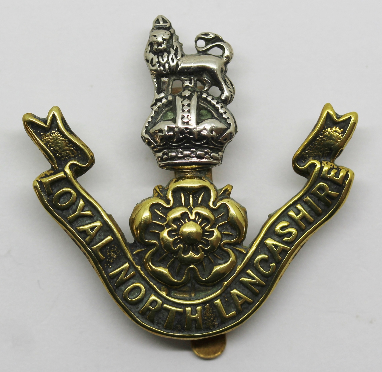 Loyal North Lancashire Regiment Cap Badge - King's Crown