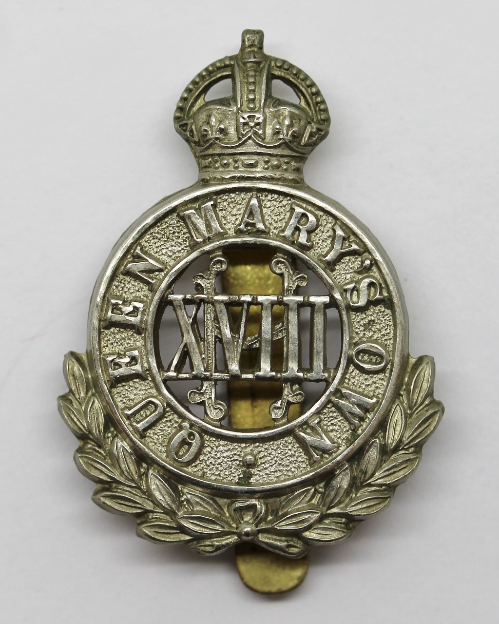 18th Hussars (Queen Mary's Own) Cap Badge - King's Crown