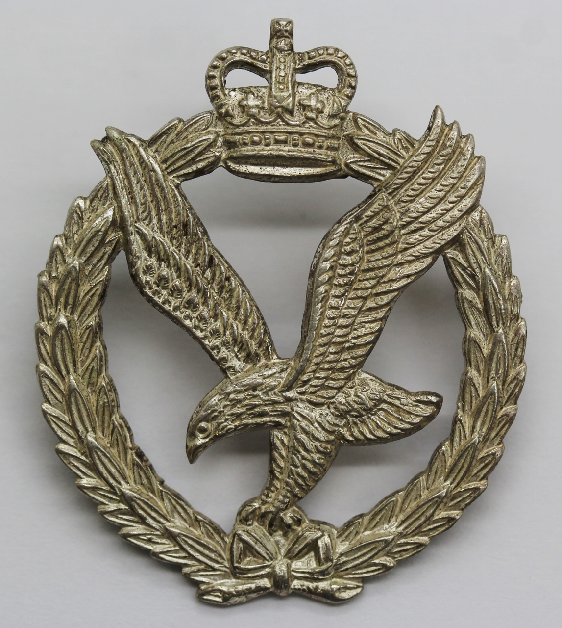 Army Air Corps Officer's Silver Plated Cap Badge - Queen's Crown