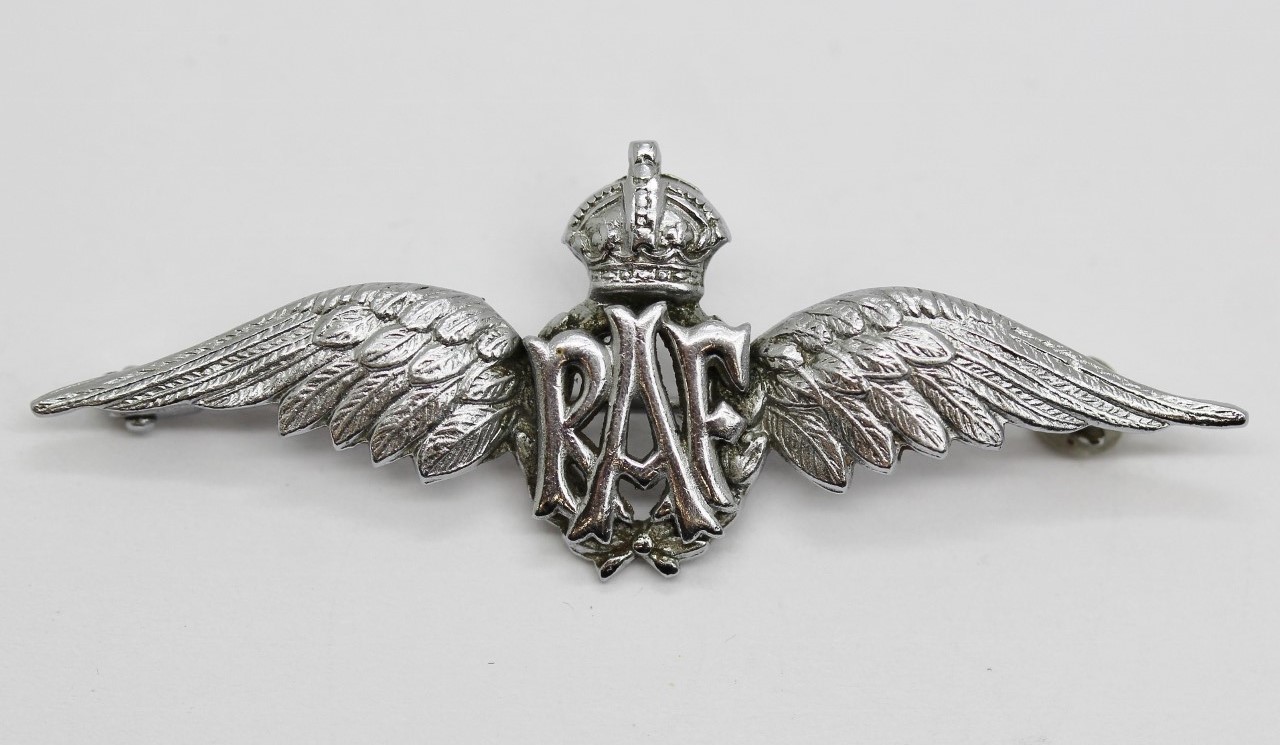 Royal Air Force (R.A.F.) Sweetheart Brooch - King's Crown