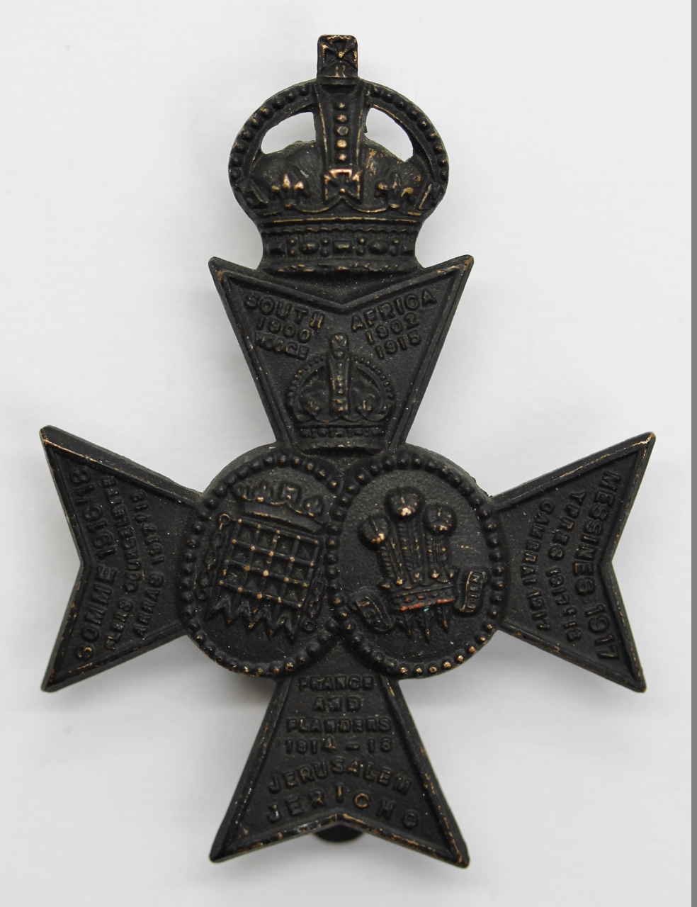 16th Bn. (Queen's Westminster & Civil Service Rifles) London Regiment Cap Badge - King's Crown