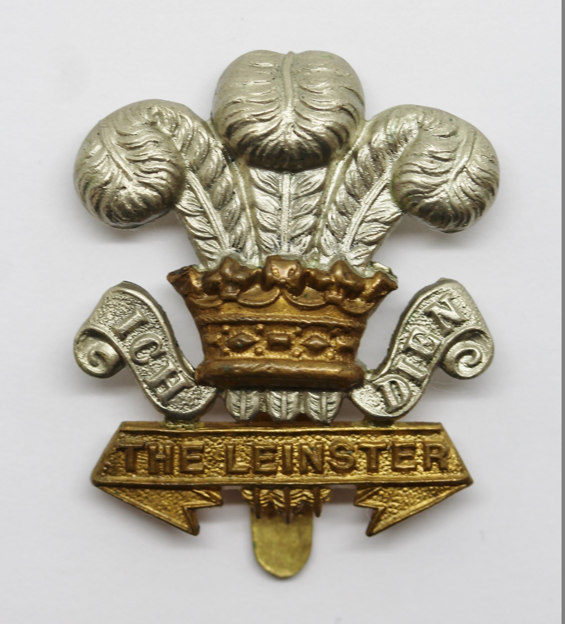 Leinster Regiment Cap Badge (Curly Scrolls Variant)