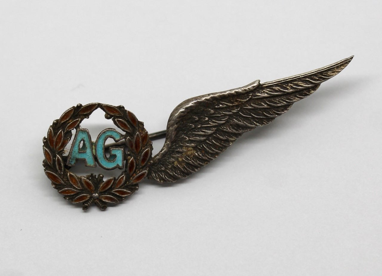 Royal Air Force (R.A.F.) Air Gunners Brevet Silver & Enamel Sweetheart Brooch