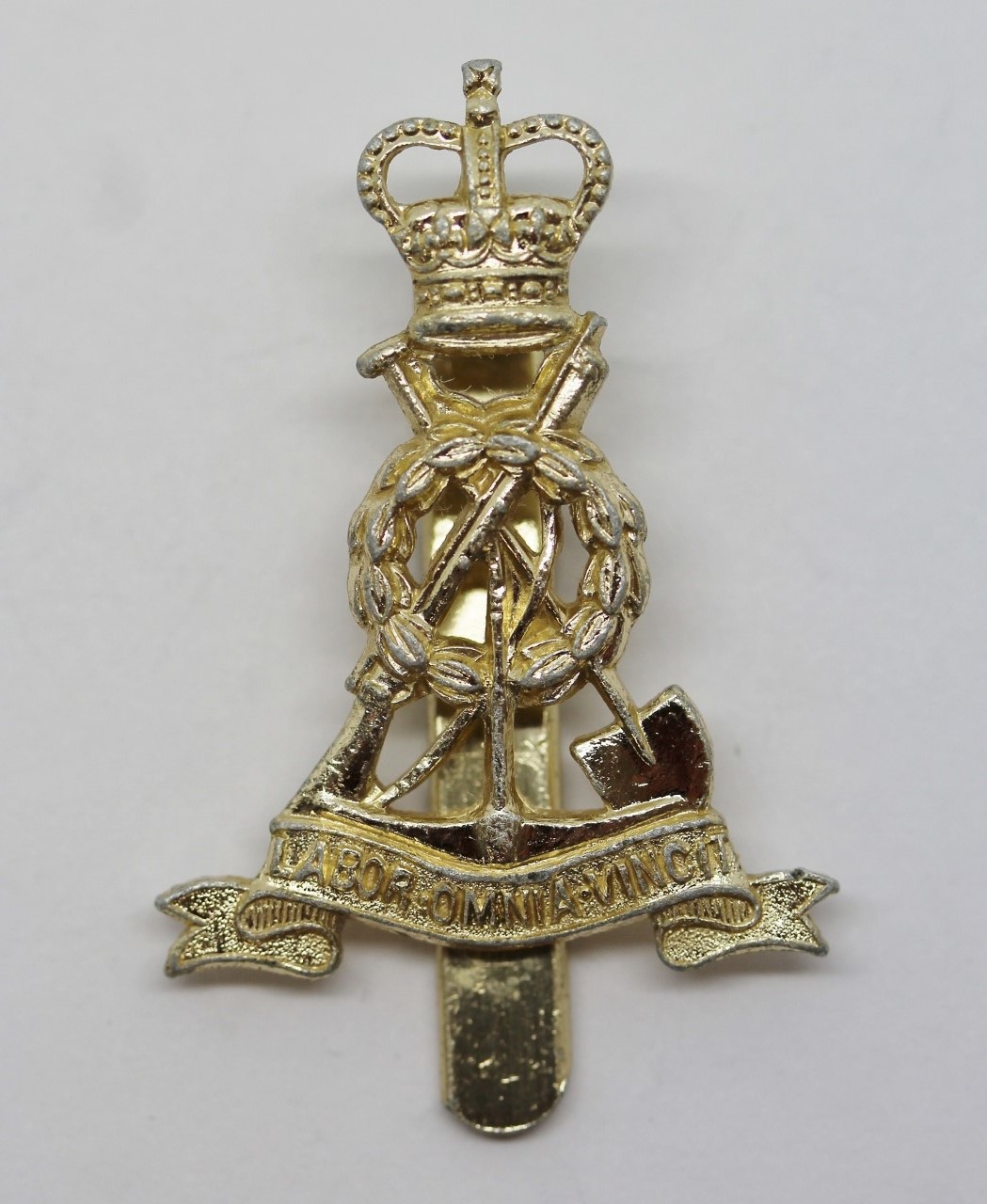 Pioneer Corps Anodised (Staybrite) Beret Badge - Queen's Crown