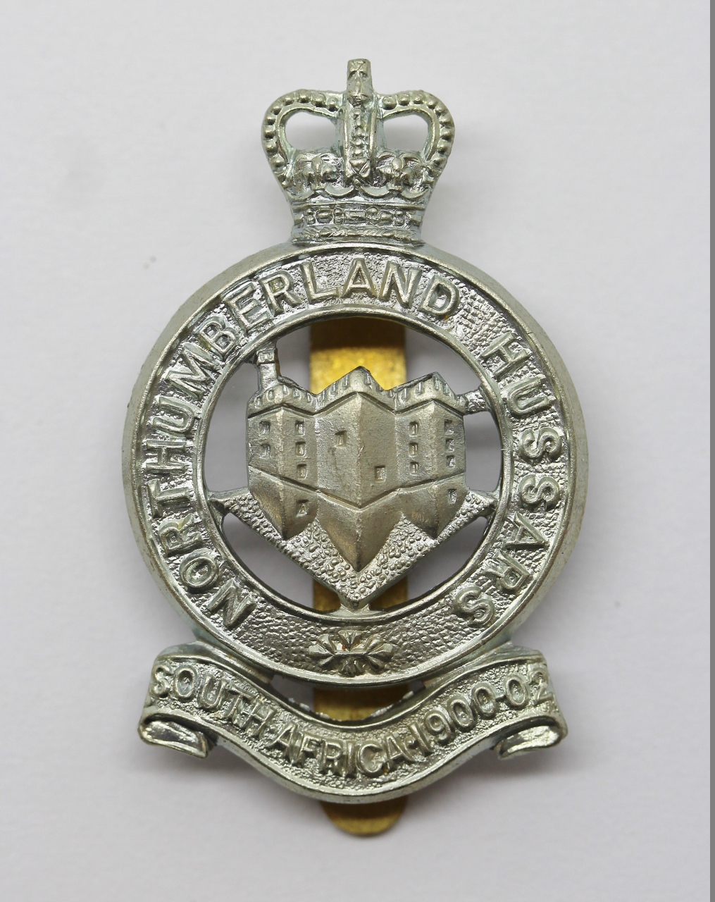 Northumberland Hussars Cap Badge - Queen's Crown