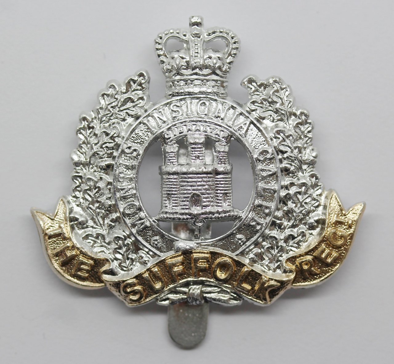 Suffolk Regiment Anodised (Staybrite) Cap Badge - Queen's Crown