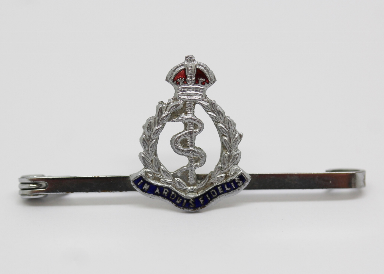 Royal Army Medical Corps (R.A.M.C.) Sweetheart Brooch - King's Crown