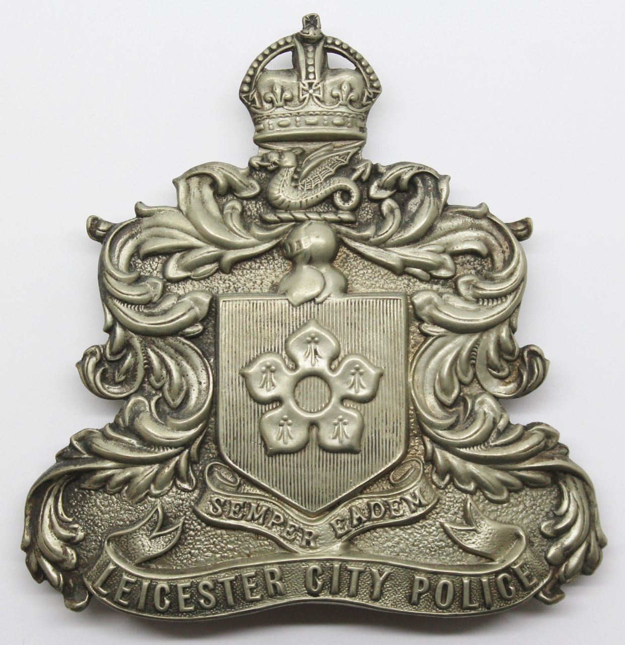 Leicester City Police Helmet Plate - Kings Crown