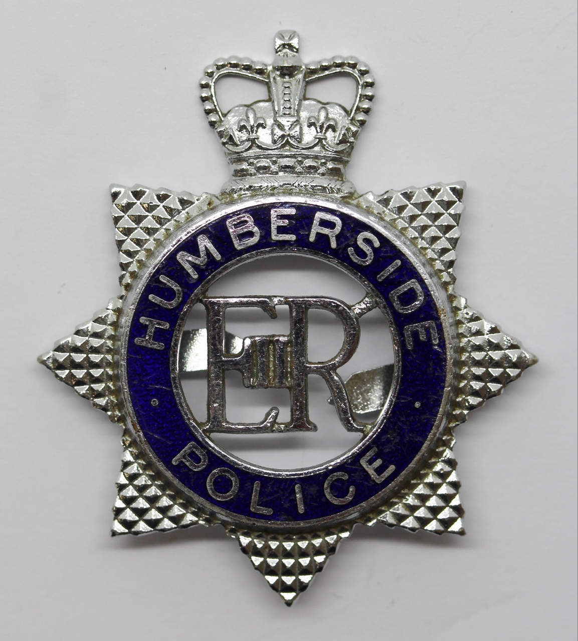 Humberside Police Senior Officer's Enamelled Cap Badge - Queen's Crown