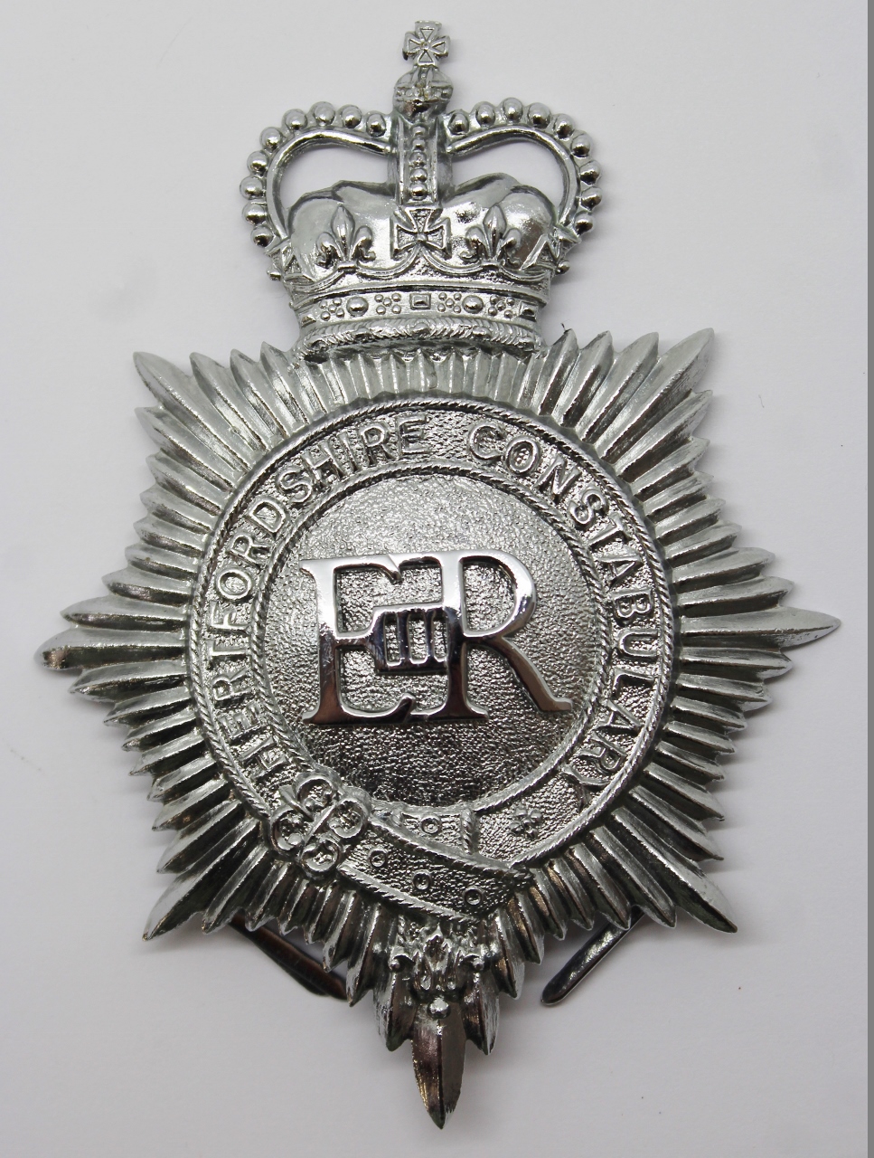 Hertfordshire Constabulary Helmet Plate - Queen's Crown