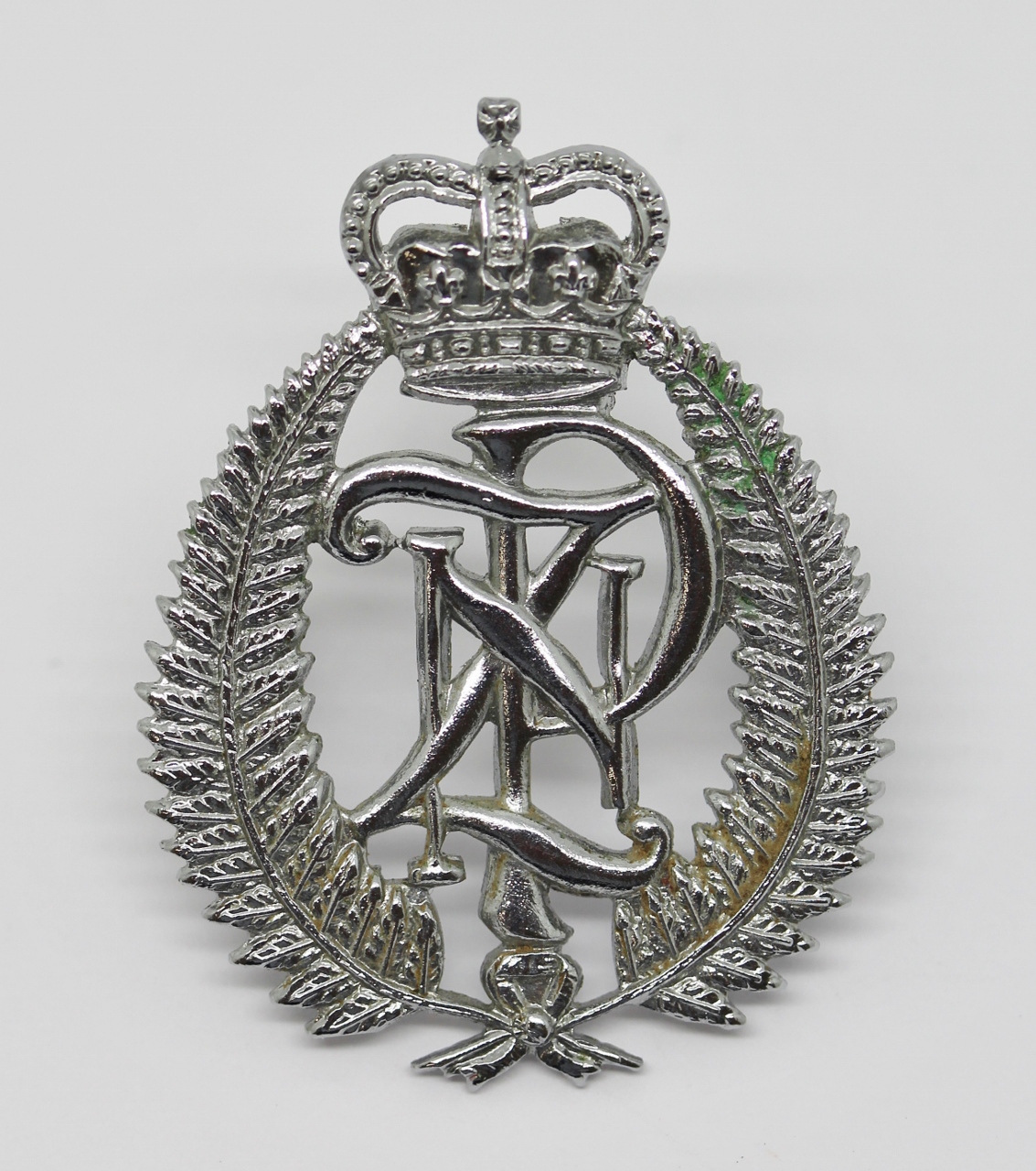 New Zealand Police Cap Badge - Queen's Crown
