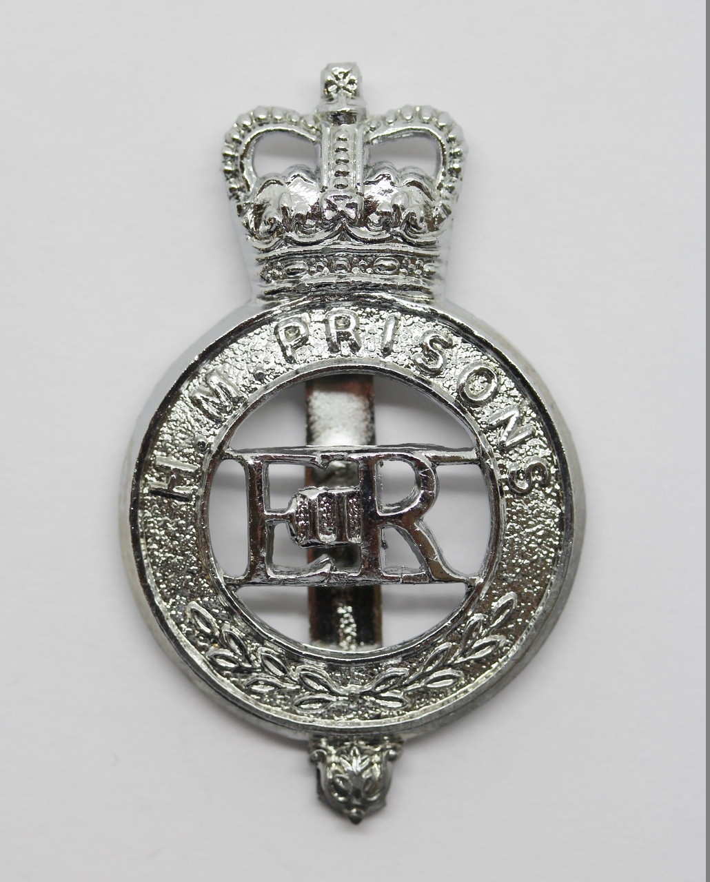 H.M. Prisons Cap Badge - Queen's Crown