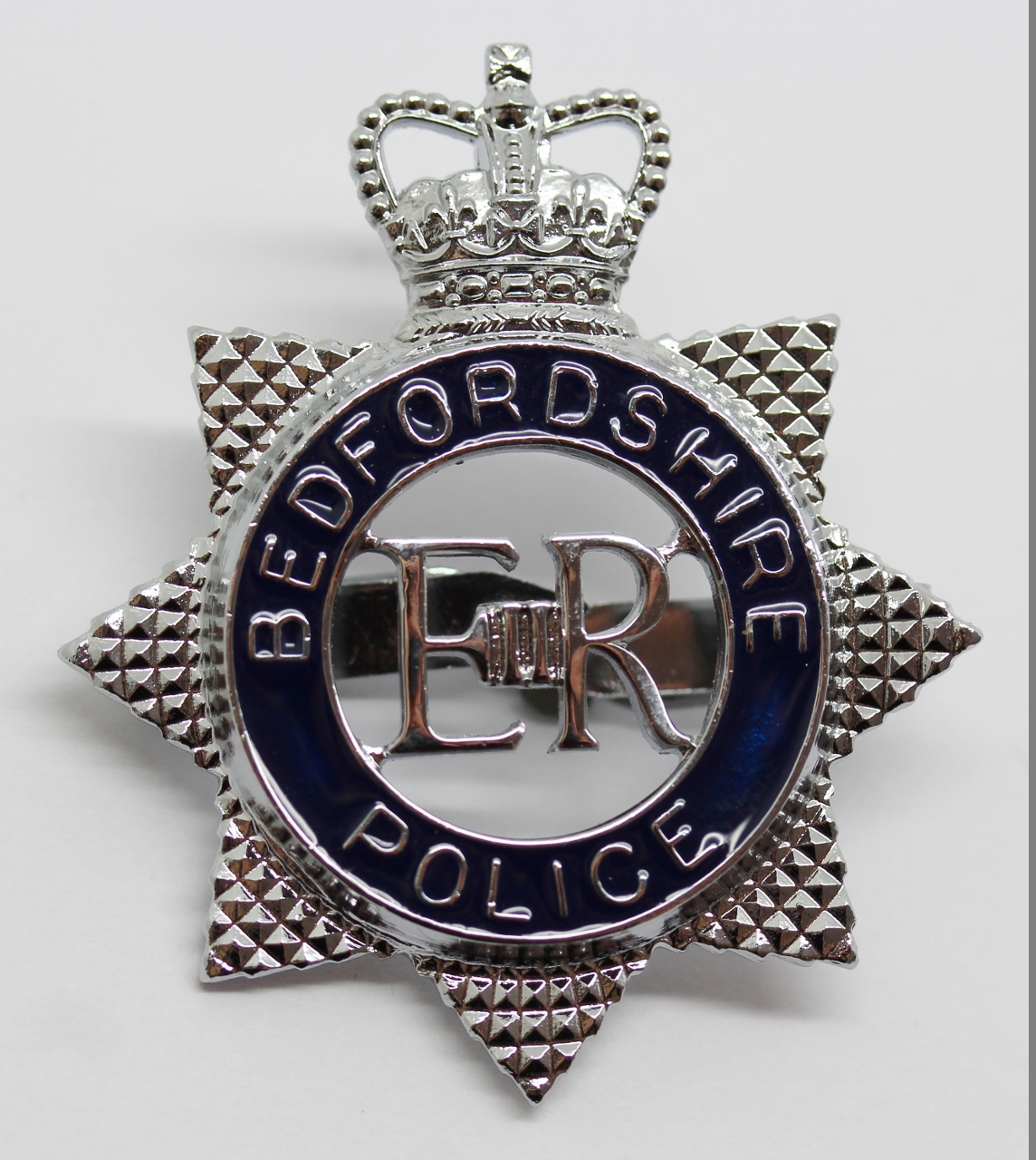 Bedfordshire Police Enamelled Cap Badge - Queen's Crown