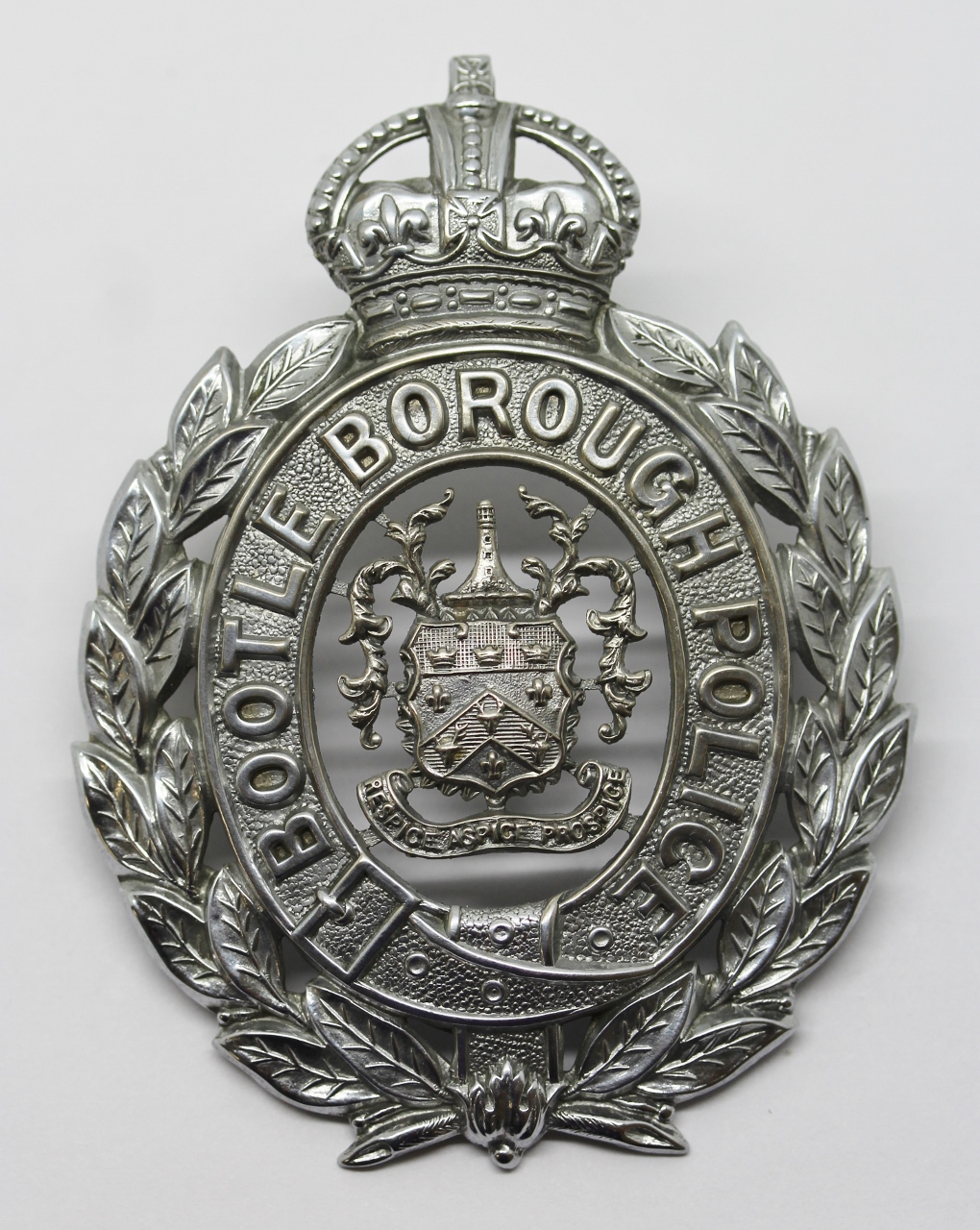 Bootle Borough Police Wreath Helmet Plate - King's Crown