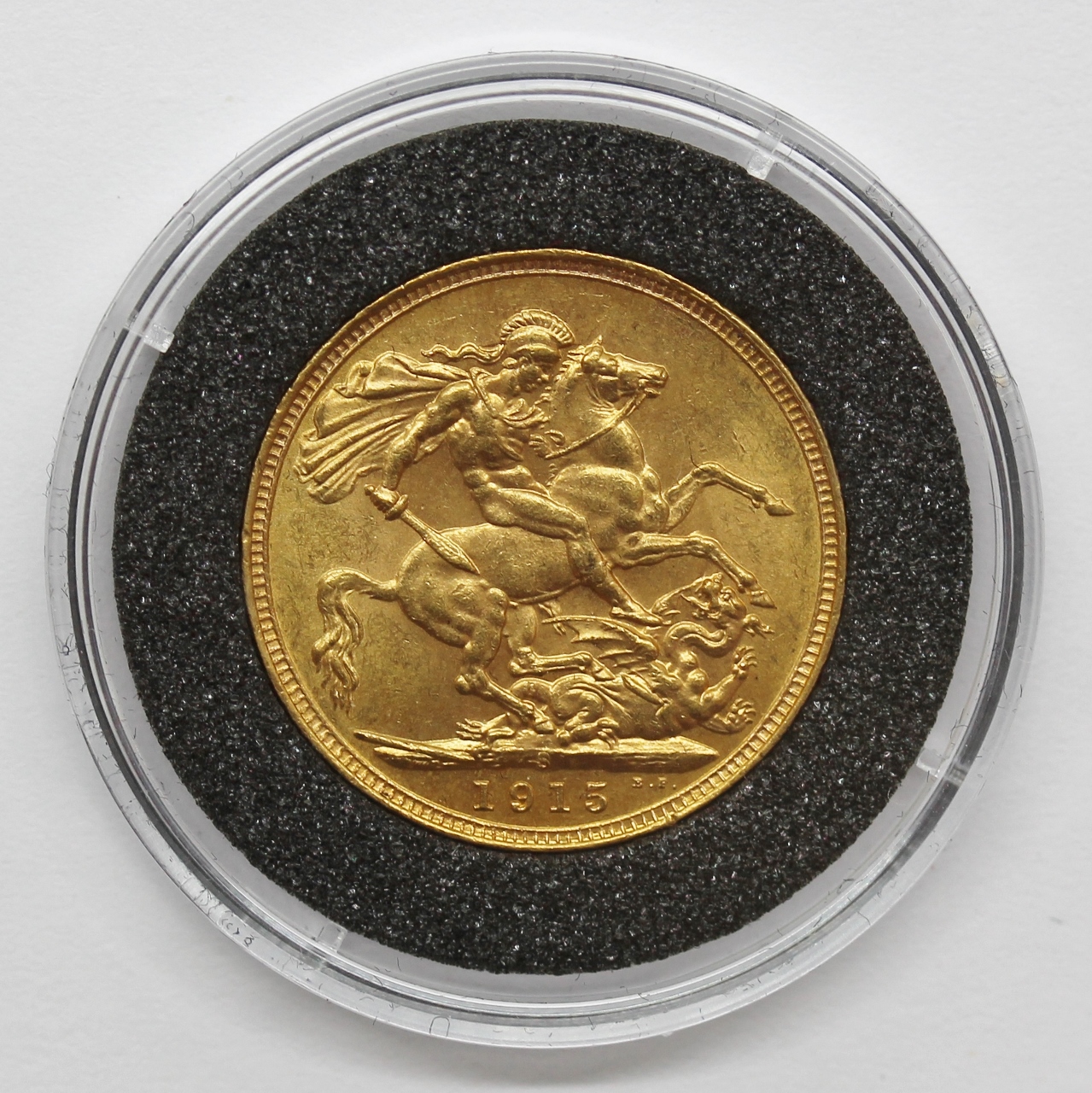 1915 S George V 22ct Gold Full Sovereign Coin (Sydney Mint)