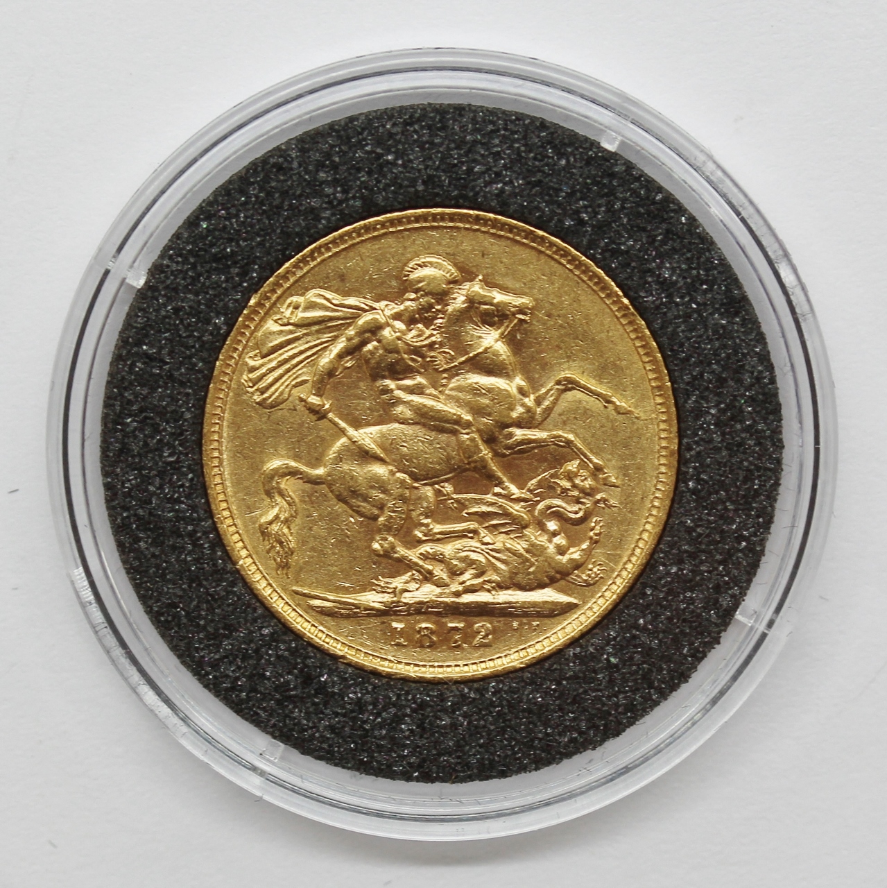 1872 Victoria 22ct Gold Full Sovereign Coin