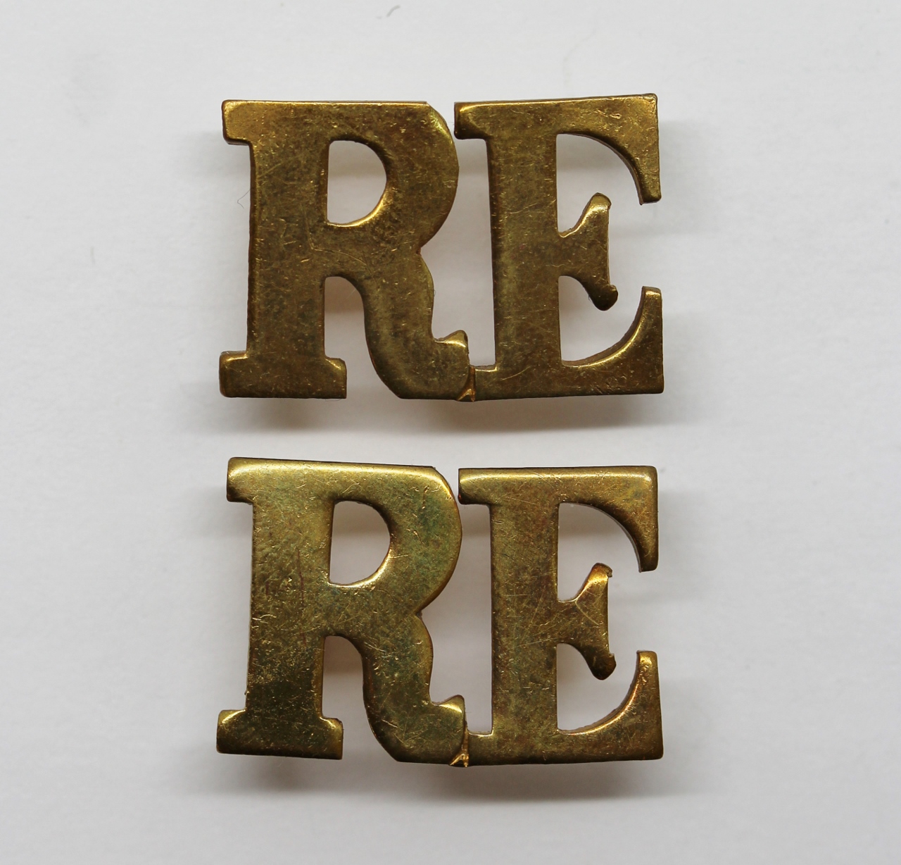 Pair of Royal Engineers (R.E.) Shoulder Titles
